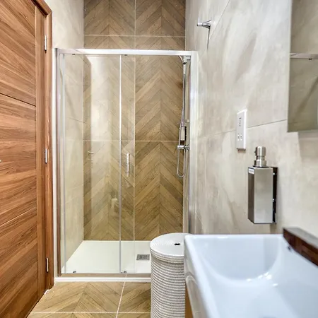 St Julian S Luxury Laura * Is-Swieqi